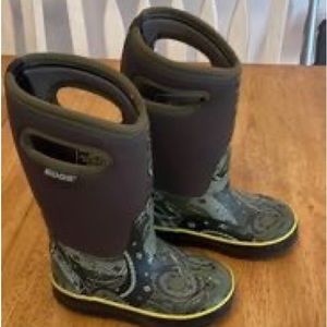 Kids Bogs Size 10
